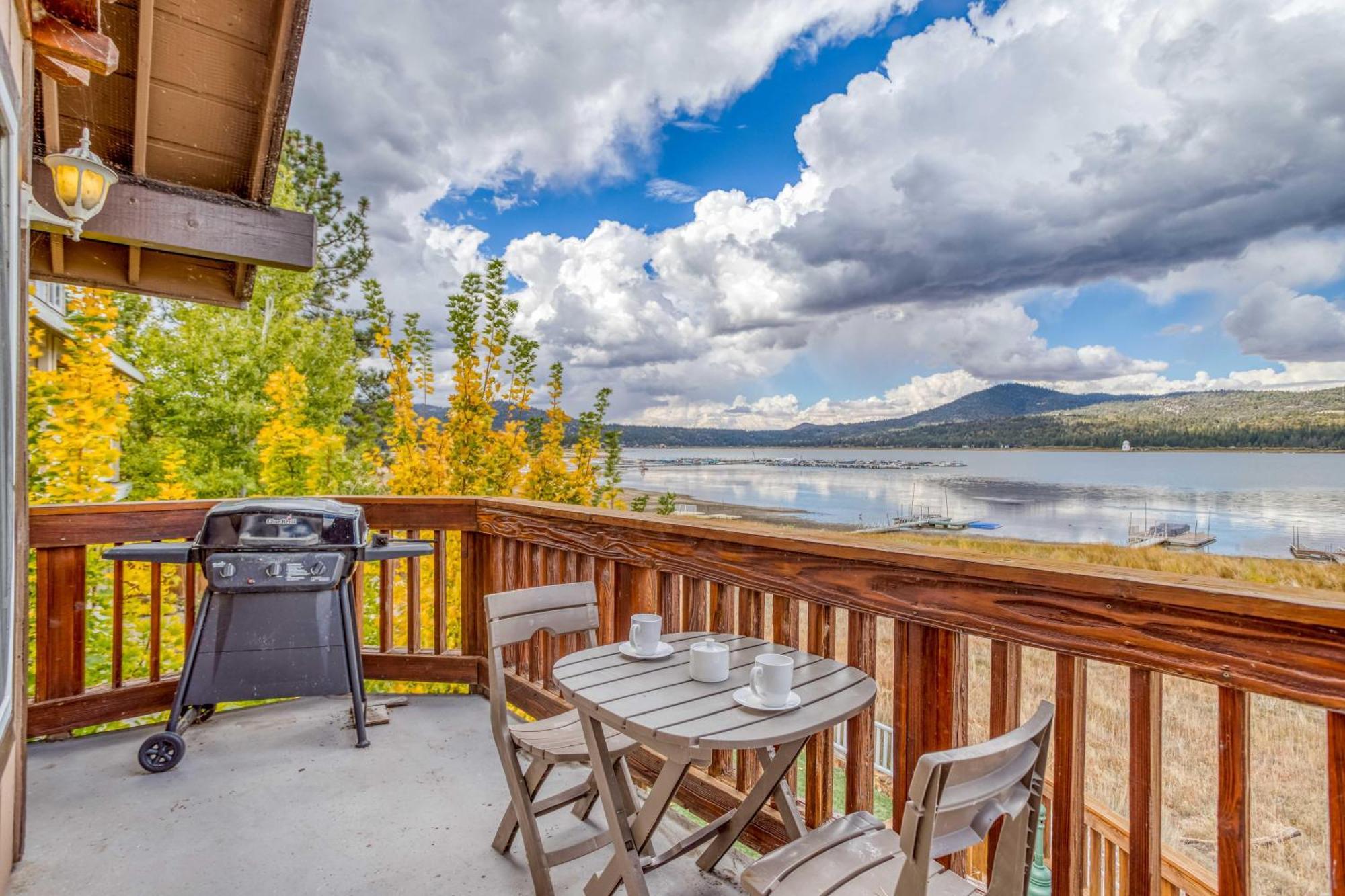 032 - Lakefront Village Escape Big Bear Lake Kültér fotó