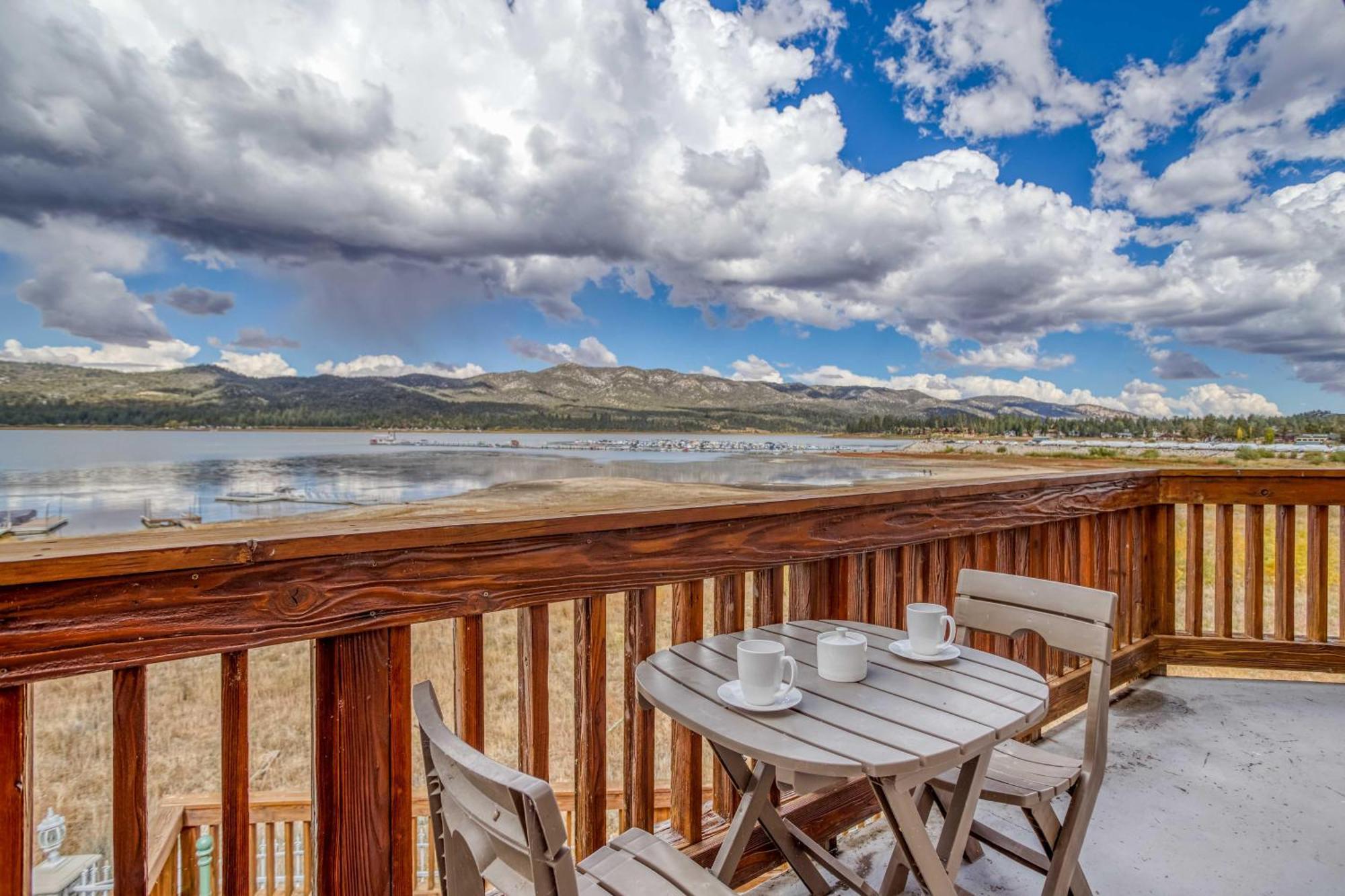 032 - Lakefront Village Escape Big Bear Lake Kültér fotó